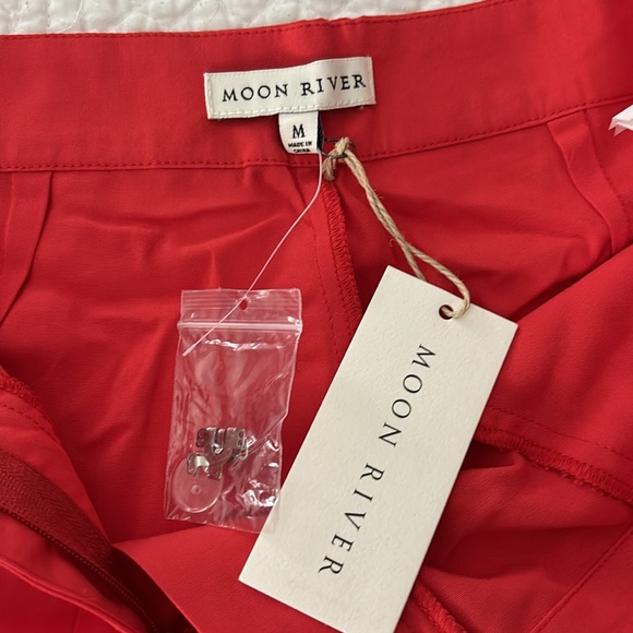 Shorts - Picture 5 of 6